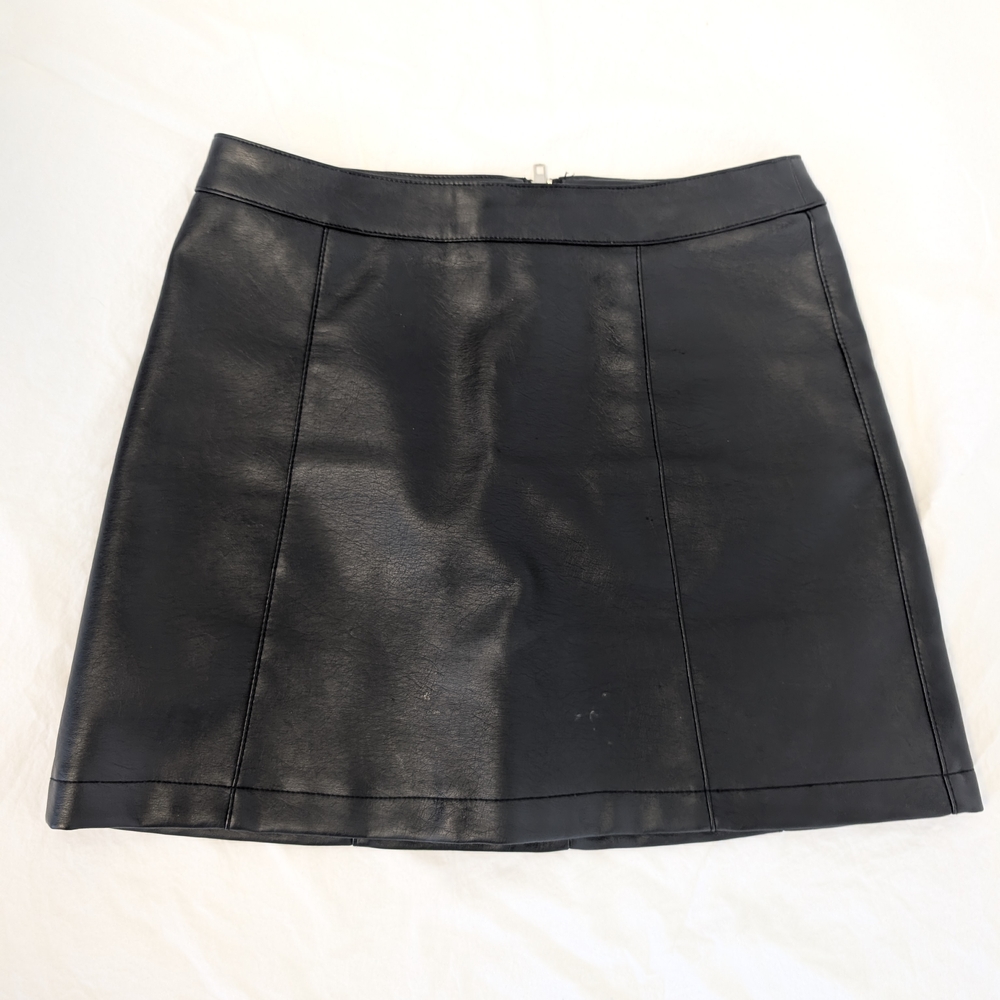 Forever 21 Black Mini Skirt